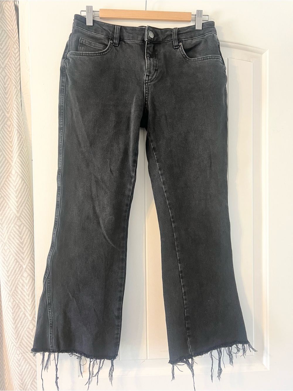 Free People Black Washed Cropped Flare Jeans with Frayed Hem Size 28